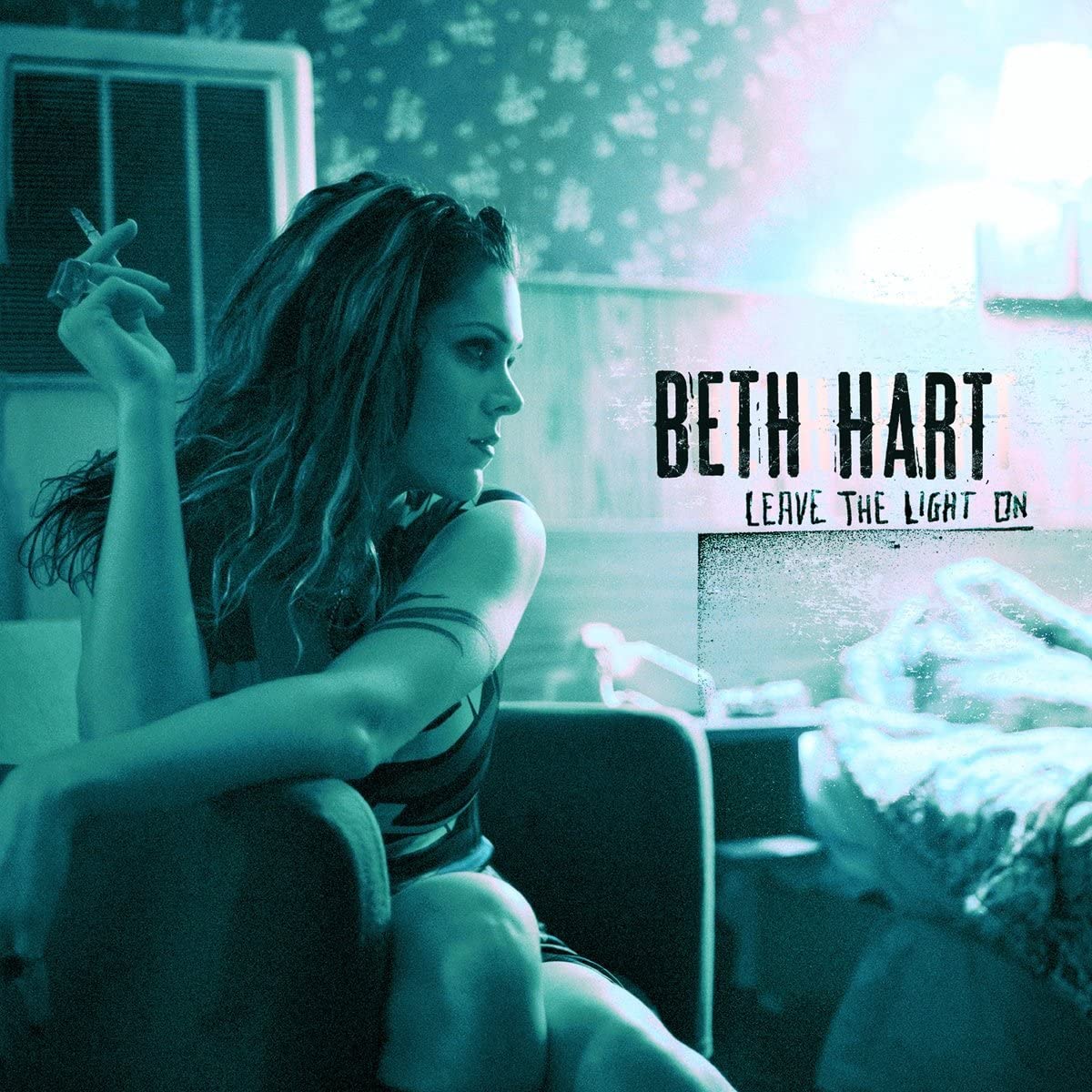 Beth Hart – Leave The Light On